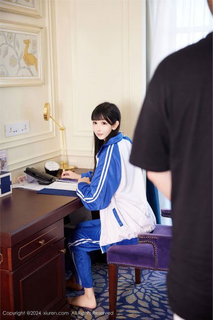 李小璐公开道歉贾乃亮海报