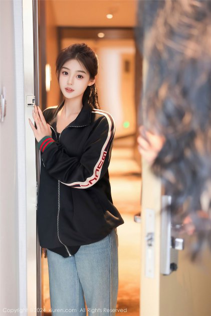 爱情睡醒了16海报