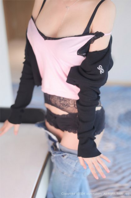 精品美女激情视频线播放海报